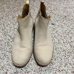 Sperry Vintage Women's Beige Gold Suede Bootie